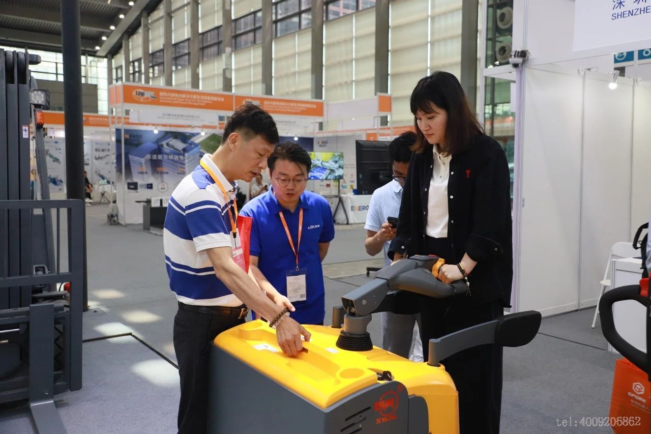 用精品連接客戶(hù) | 西林叉車(chē)閃耀LogiMAT China 2024(圖5)